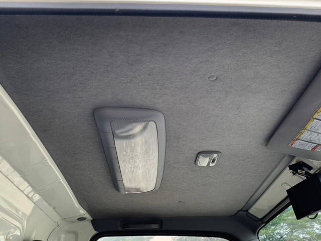 いすゞエルフ冷凍車（冷蔵車）小型（2t・3t）[写真14]