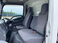 いすゞエルフ冷凍車（冷蔵車）小型（2t・3t）[写真15]