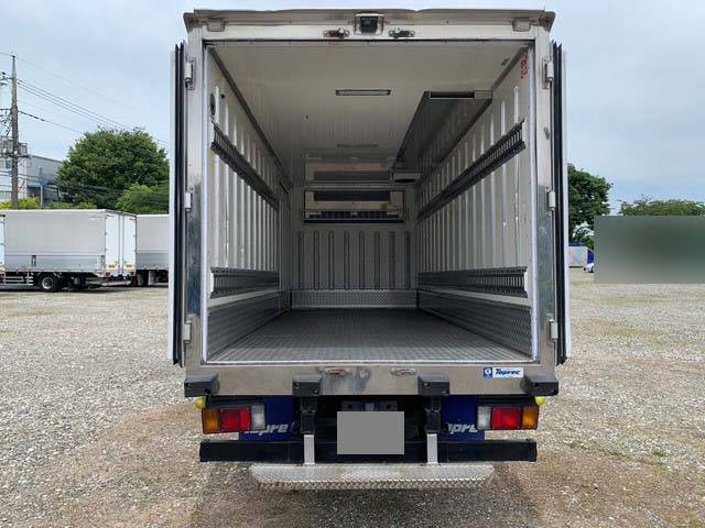 いすゞエルフ冷凍車（冷蔵車）小型（2t・3t）[写真23]