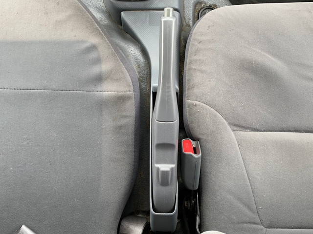 いすゞエルフ冷凍車（冷蔵車）小型（2t・3t）[写真08]