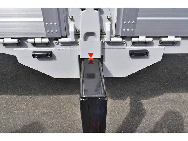 その他のメーカーその他の車種アルミウイング大型（10t）[写真23]