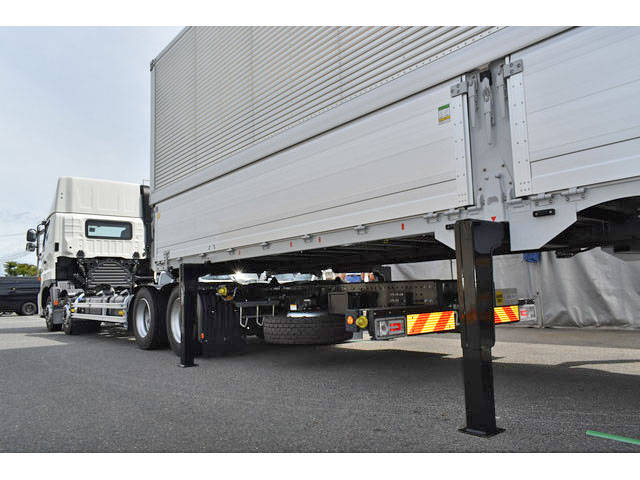 その他のメーカーその他の車種アルミウイング大型（10t）[写真09]