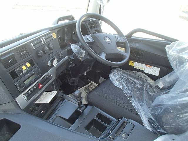 三菱ふそうスーパーグレートダンプ大型（10t）[写真15]