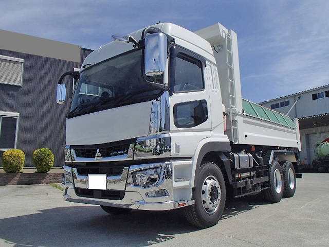 三菱ふそうスーパーグレートダンプ大型（10t）[写真03]