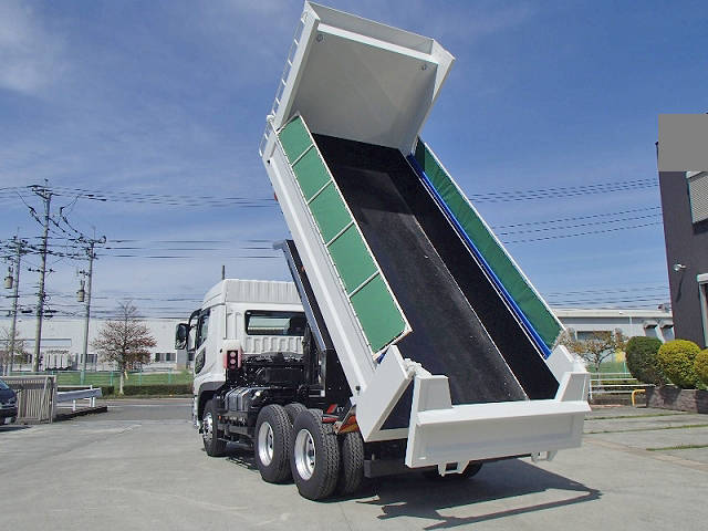三菱ふそうスーパーグレートダンプ大型（10t）[写真05]