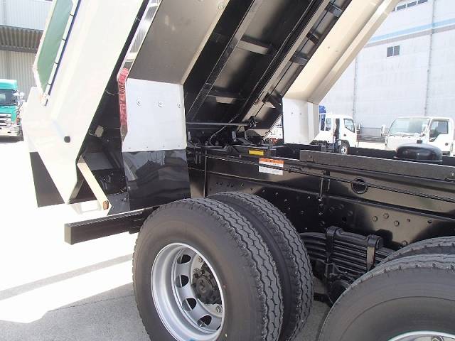 三菱ふそうスーパーグレートダンプ大型（10t）[写真06]
