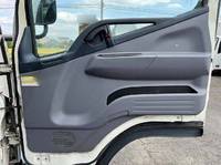 三菱ふそうキャンターアルミバン小型（2t・3t）[写真18]