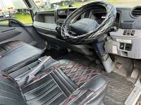 三菱ふそうキャンターアルミバン小型（2t・3t）[写真19]