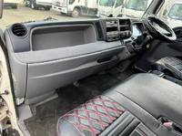 三菱ふそうキャンターアルミバン小型（2t・3t）[写真22]