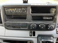 三菱ふそうキャンターアルミバン小型（2t・3t）[写真26]