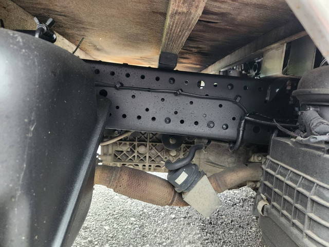 いすゞエルフ平ボディ小型（2t・3t）[写真26]