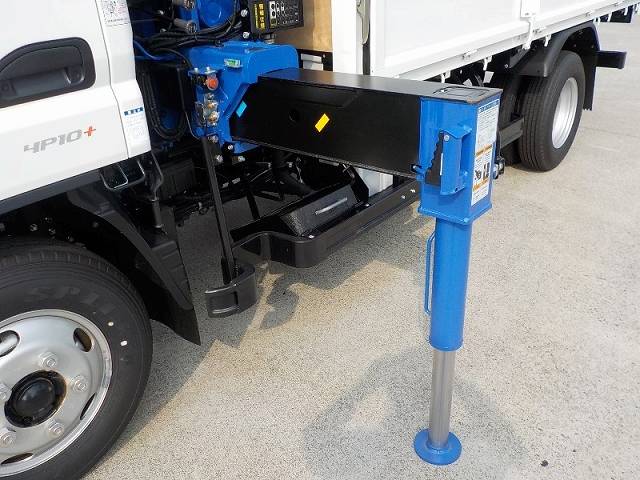 三菱ふそうキャンタークレーン4段小型（2t・3t）[写真13]