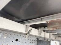 三菱ふそうキャンターアルミバン小型（2t・3t）[写真19]