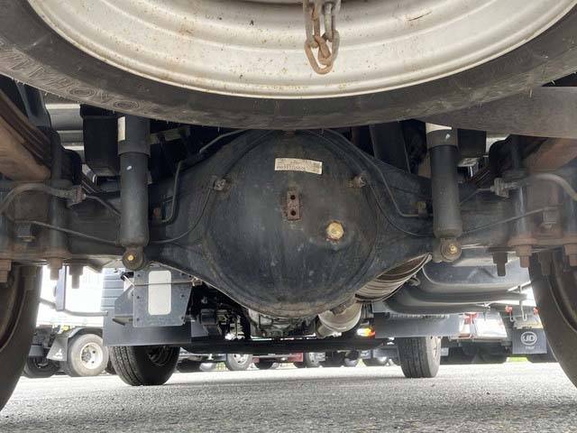 三菱ふそうキャンターアルミバン小型（2t・3t）[写真20]