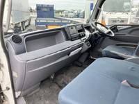 三菱ふそうキャンターアルミバン小型（2t・3t）[写真27]