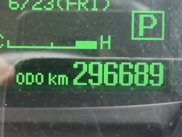 三菱ふそうキャンターアルミバン小型（2t・3t）[写真31]