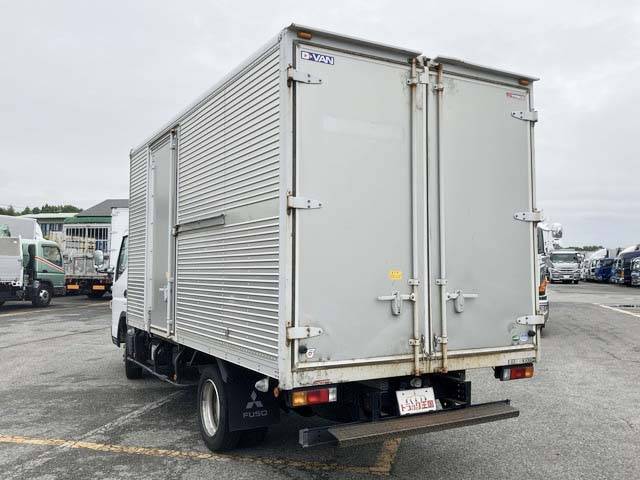 三菱ふそうキャンターアルミバン小型（2t・3t）[写真04]