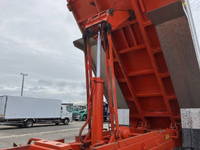 いすゞギガダンプ大型（10t）[写真14]