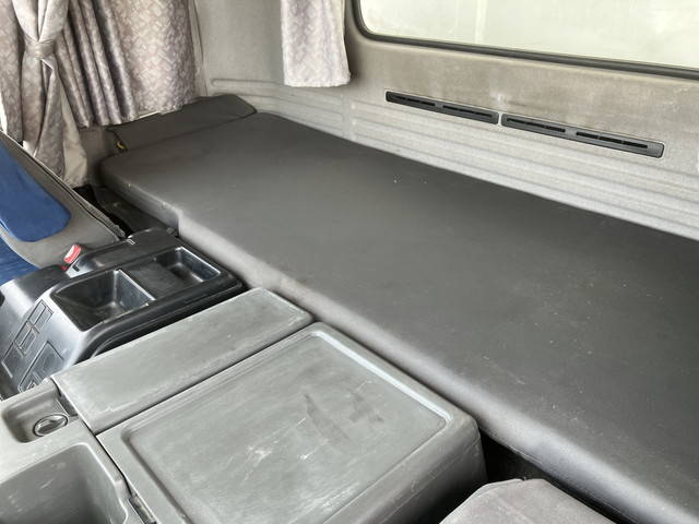 いすゞギガダンプ大型（10t）[写真31]