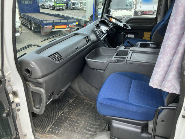 いすゞギガダンプ大型（10t）[写真32]