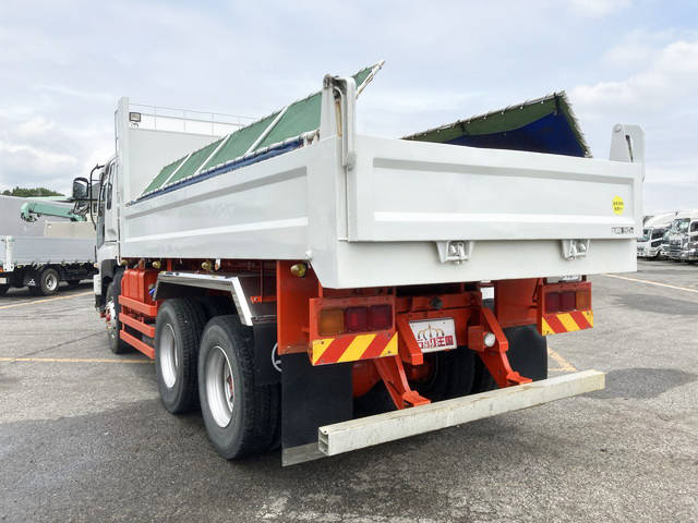 いすゞギガダンプ大型（10t）[写真04]