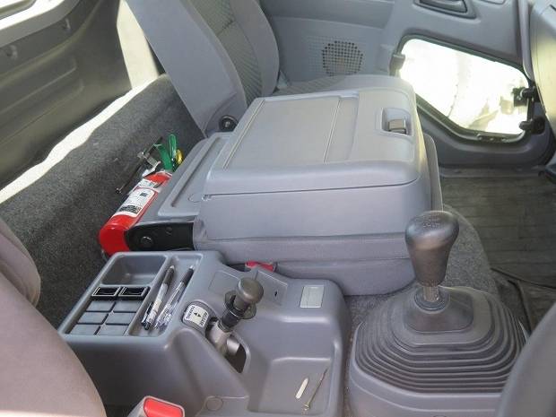 いすゞフォワードキャリアカー増トン（6t・8t）[写真19]