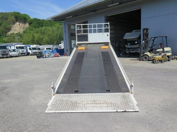 いすゞフォワードキャリアカー増トン（6t・8t）[写真07]