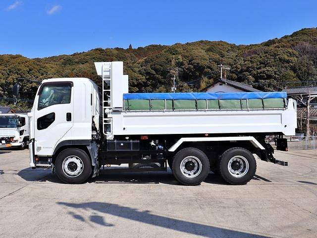 いすゞギガダンプ大型（10t）[写真22]