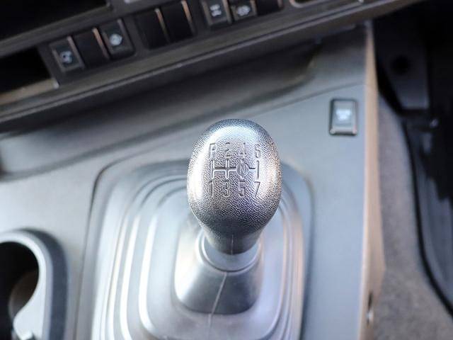 いすゞギガダンプ大型（10t）[写真24]