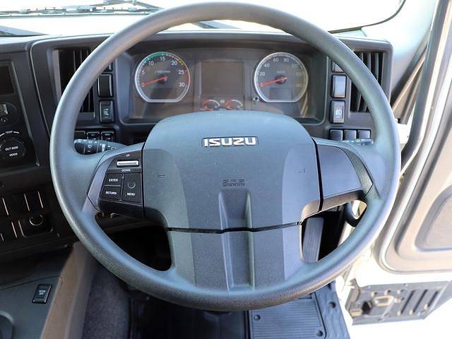 いすゞギガダンプ大型（10t）[写真28]