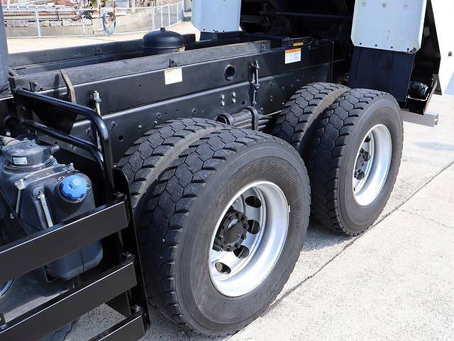 いすゞギガダンプ大型（10t）[写真39]