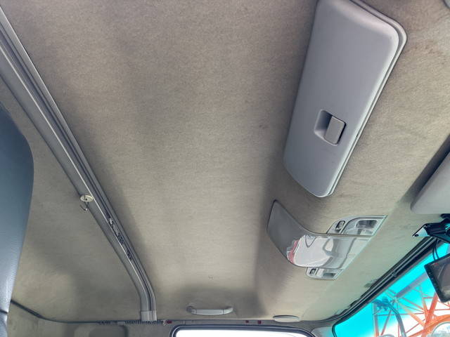 三菱ふそうファイターアルミウイング中型（4t）[写真32]