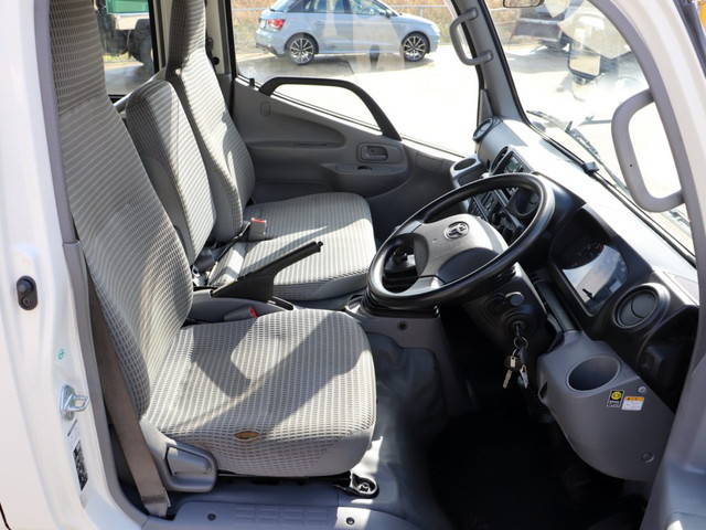 トヨタトヨエースダブルキャブ（Wキャブ）小型（2t・3t）[写真11]
