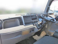 三菱ふそうキャンターアルミバン小型（2t・3t）[写真10]