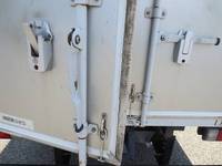 三菱ふそうキャンターアルミバン小型（2t・3t）[写真17]