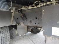 いすゞギガアルミウイング大型（10t）[写真24]