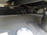 いすゞギガアルミウイング大型（10t）[写真31]