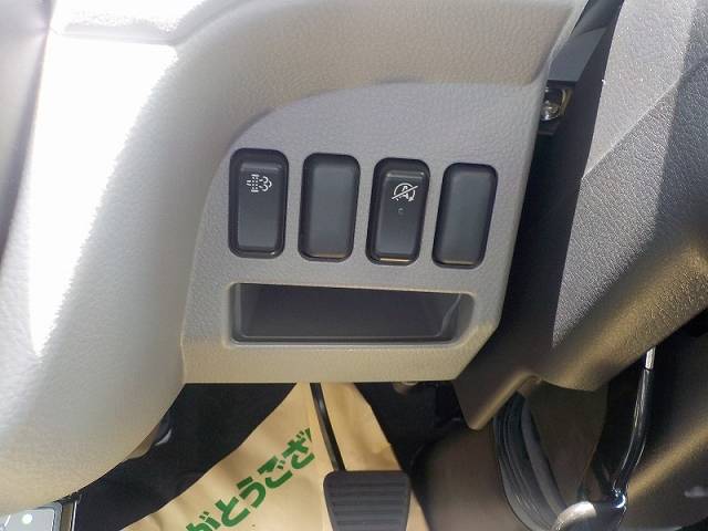 三菱ふそうキャンタークレーン4段小型（2t・3t）[写真11]