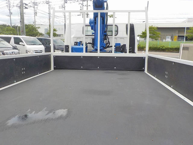 三菱ふそうキャンタークレーン4段小型（2t・3t）[写真04]