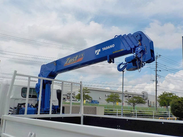 三菱ふそうキャンタークレーン4段小型（2t・3t）[写真05]