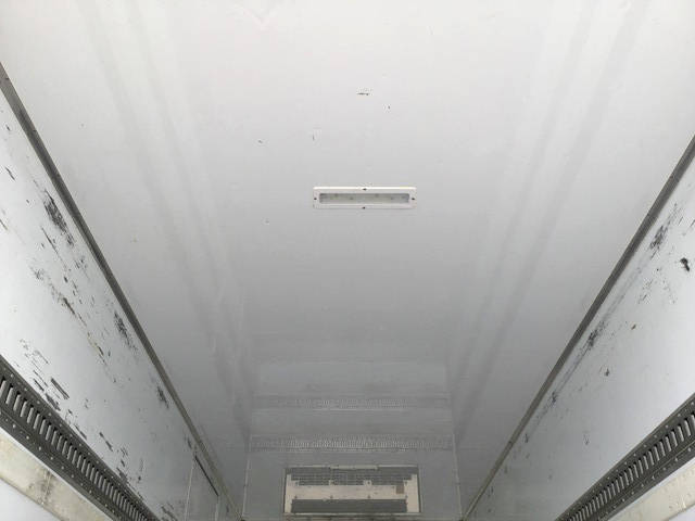 三菱ふそうファイター冷凍車（冷蔵車）中型（4t）[写真11]