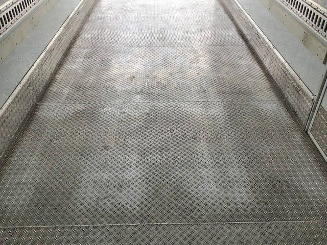 三菱ふそうファイター冷凍車（冷蔵車）中型（4t）[写真15]