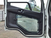 三菱ふそうファイター冷凍車（冷蔵車）中型（4t）[写真29]