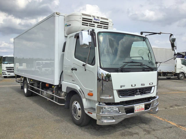 三菱ふそうファイター冷凍車（冷蔵車）中型（4t）[写真03]