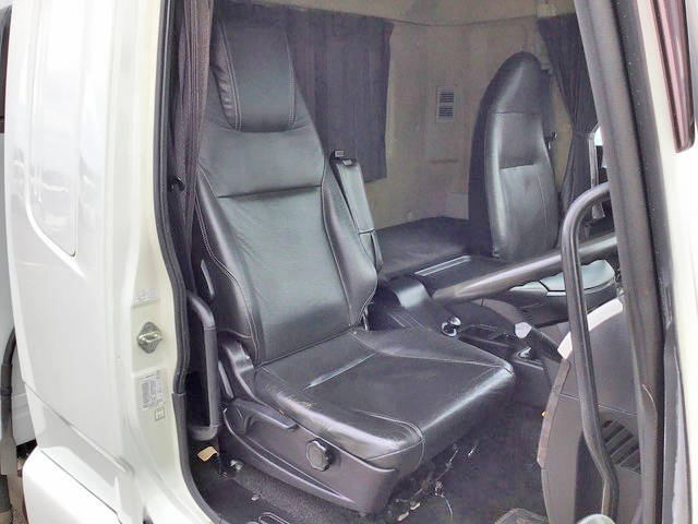 三菱ふそうファイター冷凍車（冷蔵車）中型（4t）[写真35]