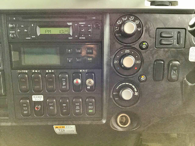 三菱ふそうファイター冷凍車（冷蔵車）中型（4t）[写真38]