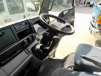 三菱ふそうキャンタークレーン4段小型（2t・3t）[写真07]