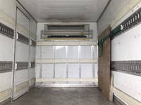 いすゞエルフ冷凍車（冷蔵車）小型（2t・3t）[写真13]