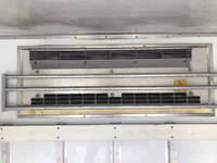 いすゞエルフ冷凍車（冷蔵車）小型（2t・3t）[写真14]