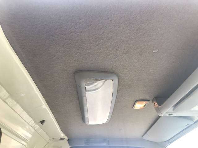 いすゞエルフ冷凍車（冷蔵車）小型（2t・3t）[写真31]